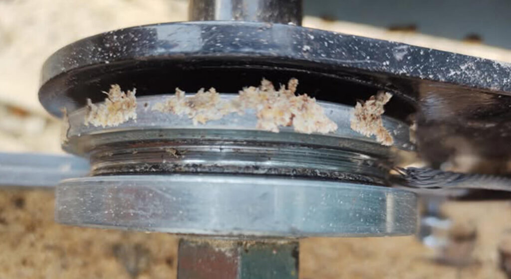 panel saw dust buildup