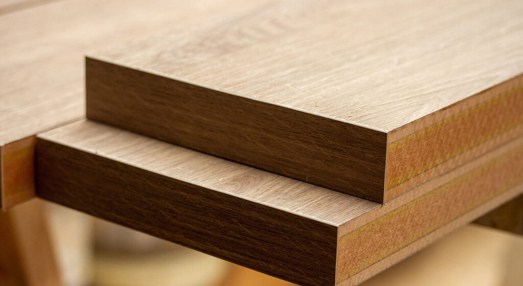 PUR edgebanding process