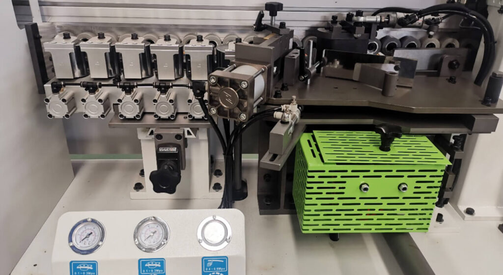 Industrial Edge Bander Machine Gluing Station
