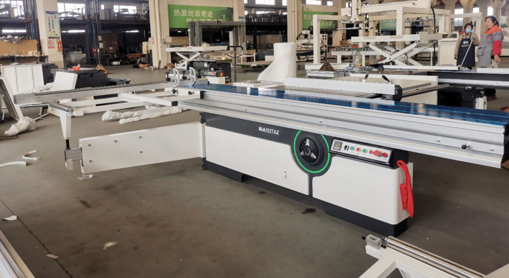What Is a Scoring Table Saw