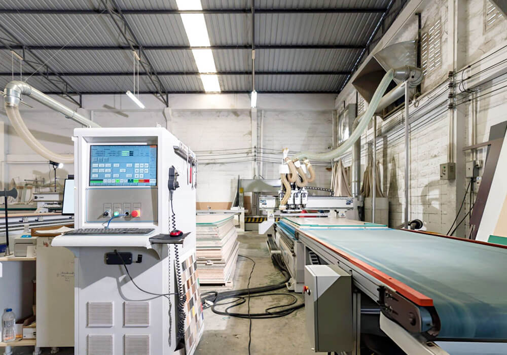 CNC Woodworking Solutions CNC With Assisted Handling