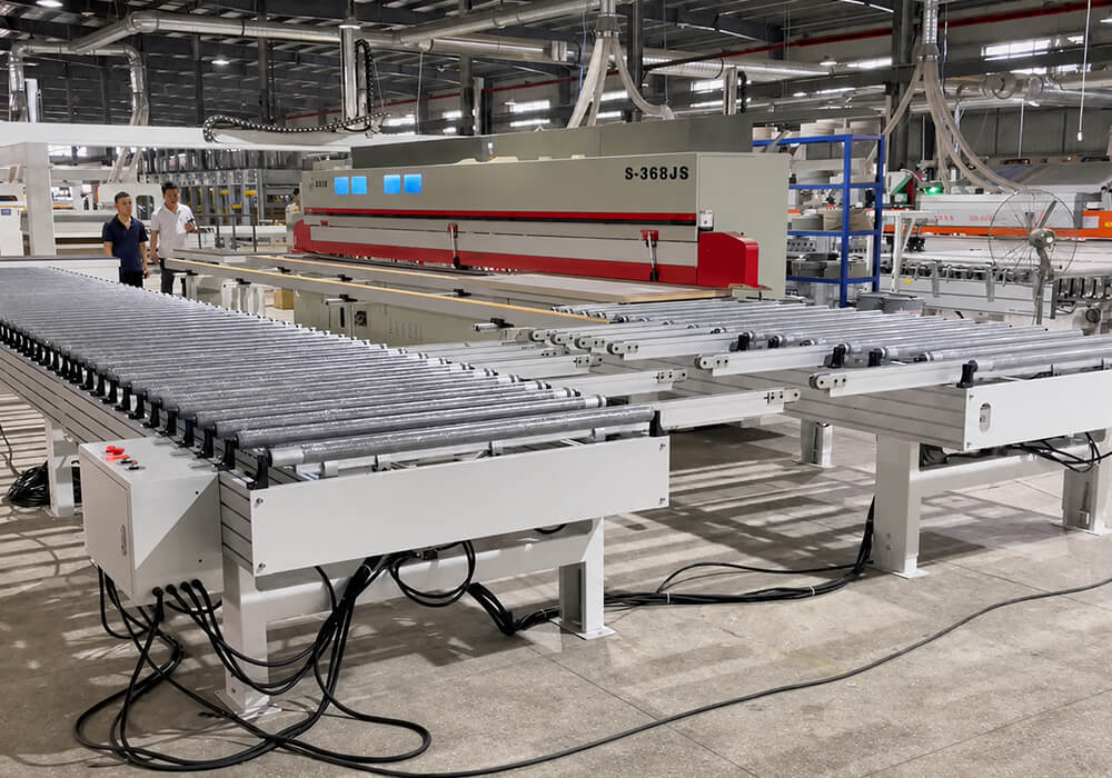 Edge Banding Solutions Edge Bander with Return Conveyor